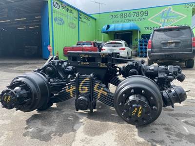 2013 Mack Camel Back Cutoff