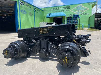 2009 Mack Camel Back Cutoff