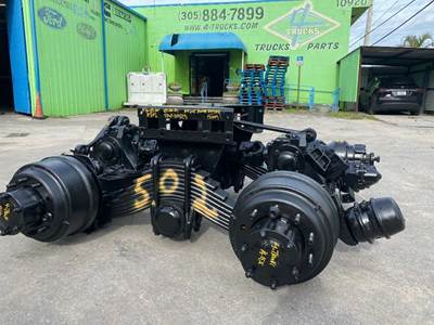 2009 Mack Camel Back Cutoff