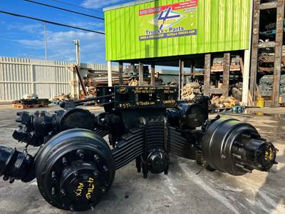 2009 Mack Camel Back Cutoff