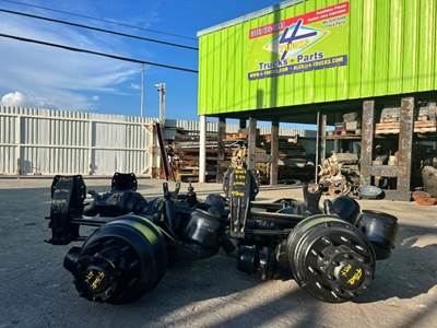 2013 Peterbilt Cutoff