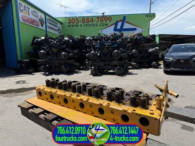 1996 Caterpillar 3406B Cylinder Head