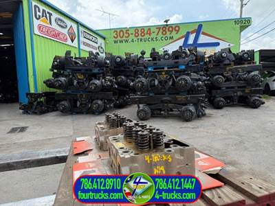 1999 Cummins N14 Cylinder Head