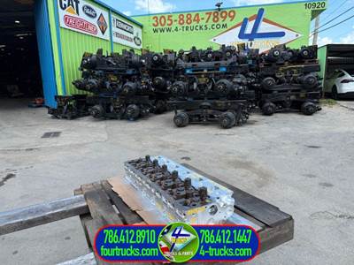 2004 Mercedes-Benz OM906LA Cylinder Head