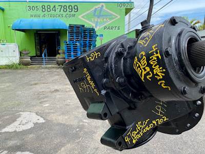 2009 Mack CRD92 Differential