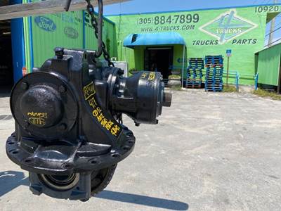 2006 Mack CRD92 Differential