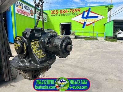 2006 Mack CRD92 Differential