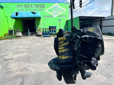 2010 Mack CRD93 Differential