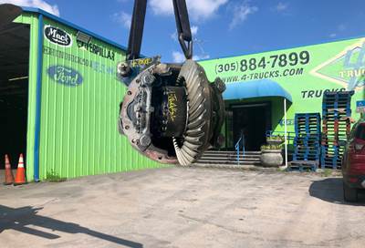 2009 Meritor-Rockwell RD20145 Differential