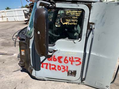 2007 Mack Vision Door