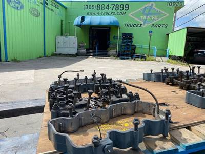 2006 Mack 690A Engine Brake