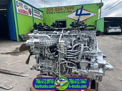 2016 Detroit DD15 Engine