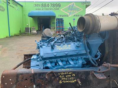 1990 International 9.0L Engine