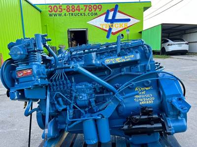1993 International DT466C Engine