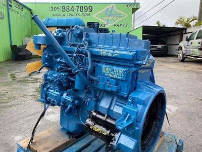 2001 International DT466E Engine