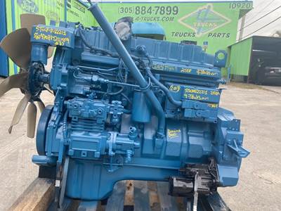2003 International DT466E Engine