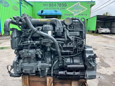 2006 International DT466E Engine