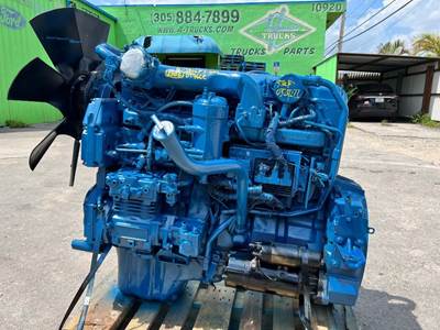 2006 International DT466E Engine