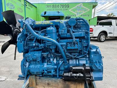 2006 International DT466E Engine