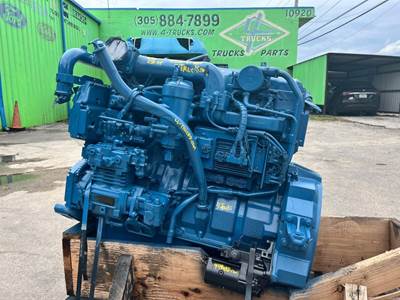 2006 International DT466E Engine