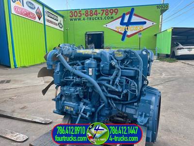 2006 International DT466E Engine