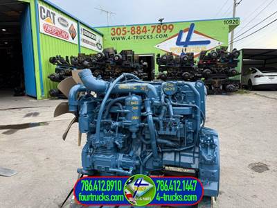 2006 International DT466E Engine