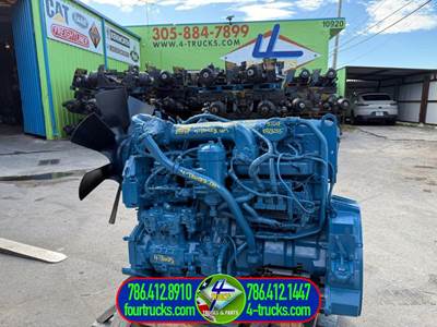 2006 International DT466E Engine