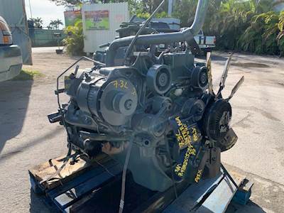 1996 INTERNATIONAL T444E. 7.3 L ENGINES 190 HP