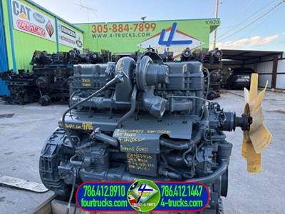 2000 Mack E7-400 Engine
