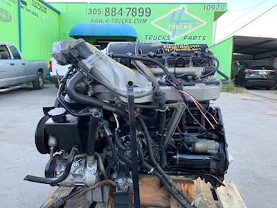 2004 Mercedes-Benz OM647LA Engine