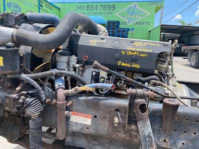 2002 Mercedes-Benz OM906LA Engine