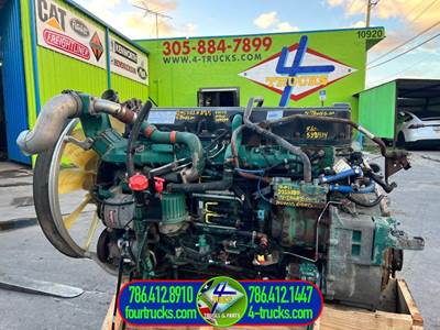 2011 Volvo D11H385 Engine