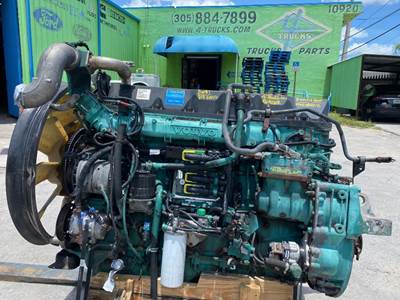 2008 Volvo D13 Engine