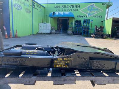 1994 BARTLETT hydraulic Fifth Wheel