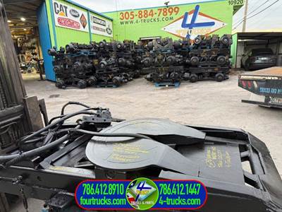 2008 BARTLETT HYDRAULIC Fifth Wheel