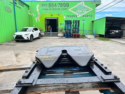 2012 Fontaine SL6AWB-D411-2 Fifth Wheel