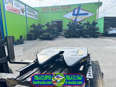 2015 Fontaine AA6LWB675012 Fifth Wheel