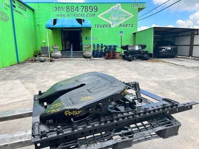 2014 Fontaine AIR SLIDE Fifth Wheel