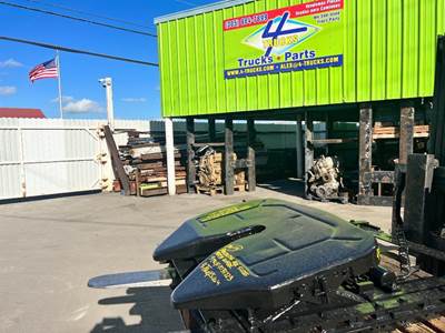 2014 Fontaine AIR SLIDE Fifth Wheel