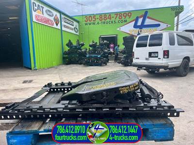 2013 Fontaine AIR SLIDE Fifth Wheel