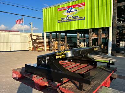 2012 Fontaine SLTPL6000 Fifth Wheel