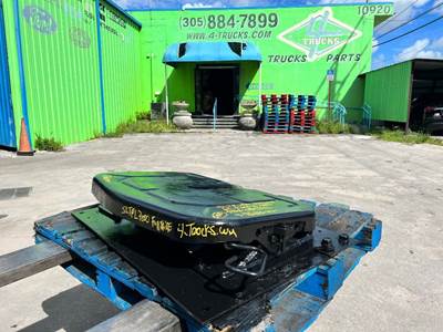 2010 Fontaine SLTPL7000 Fifth Wheel