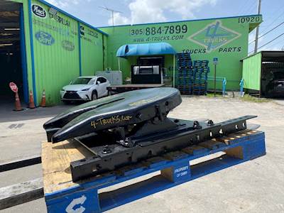 2009 Fontaine STATIONARY Fifth Wheel