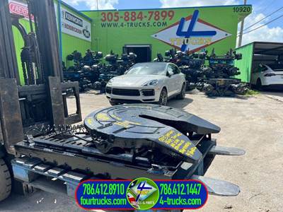 2015 Holland Fifth Wheel