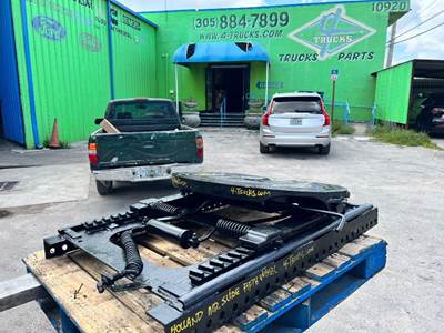 2013 Holland AIR SLIDE Fifth Wheel