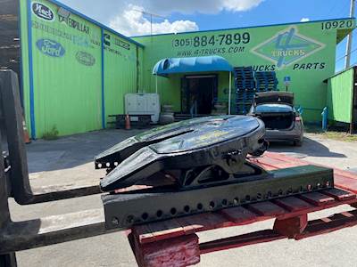 2013 Holland STATIONARY Fifth Wheel