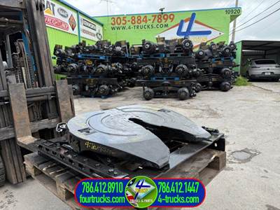 2017 Jost JSK37 Fifth Wheel