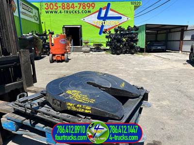 2015 Jost AIR SLIDE Fifth Wheel