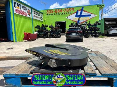 2014 Jost JSK37HJST Fifth Wheel