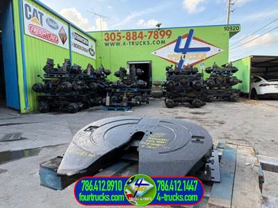 2019 Jost JSK37U Fifth Wheel